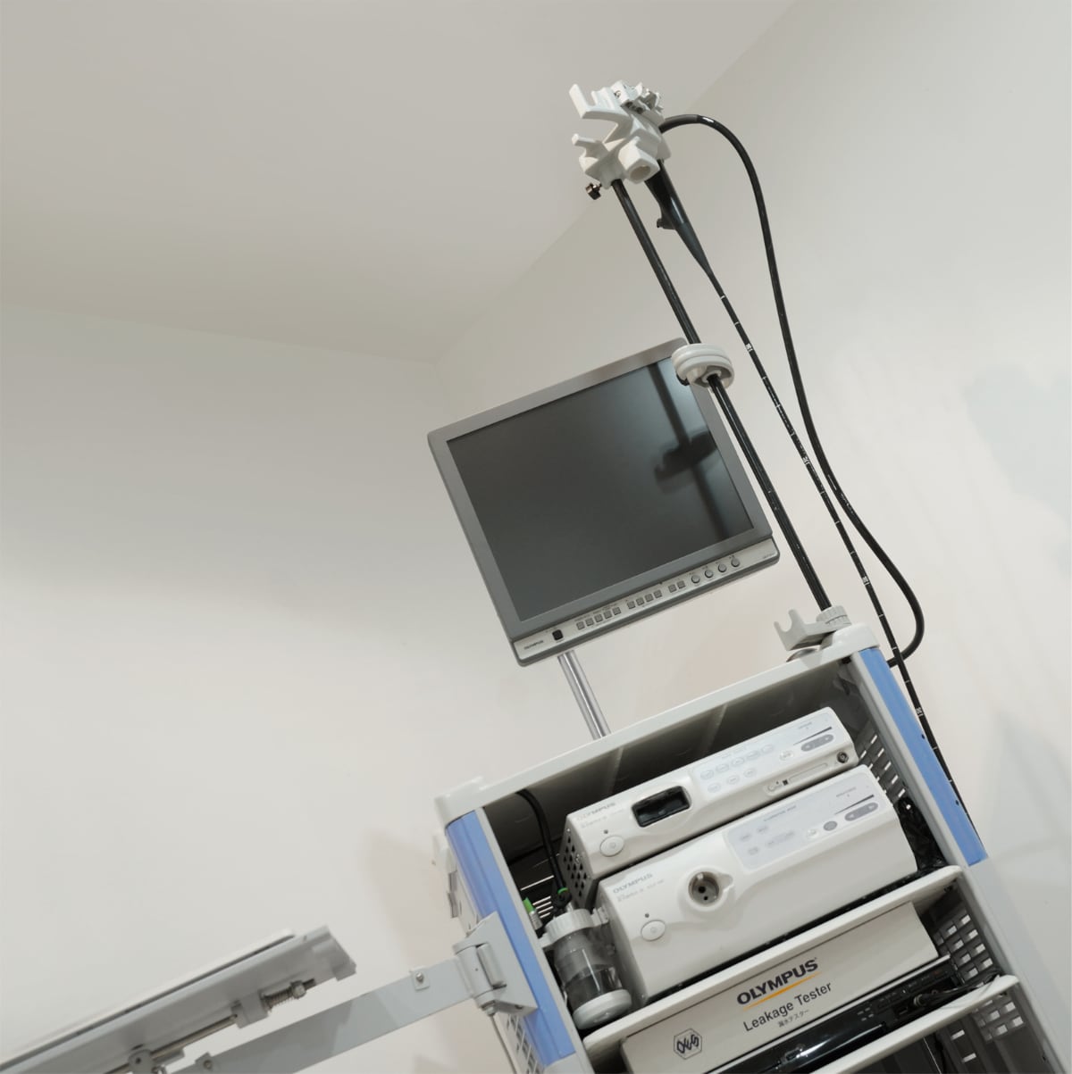 Torre de endoscopia para colonoscopia